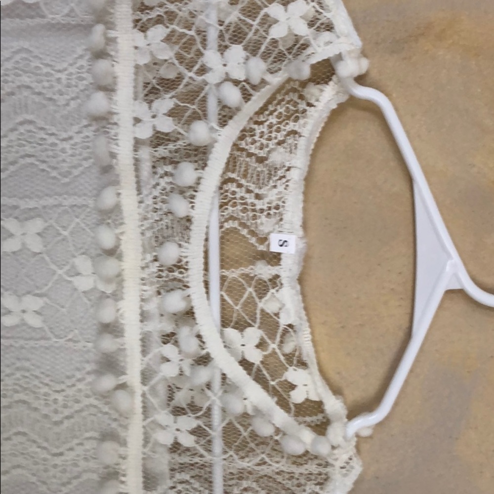Off white top - Picture 3 of 5